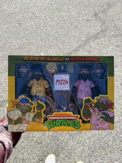 TMNT COLLECTIBLES