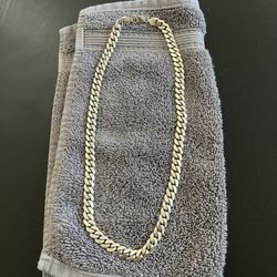 Men’s silver cuban 22” Chain