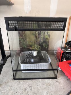 Reptile Cage With All Accessories