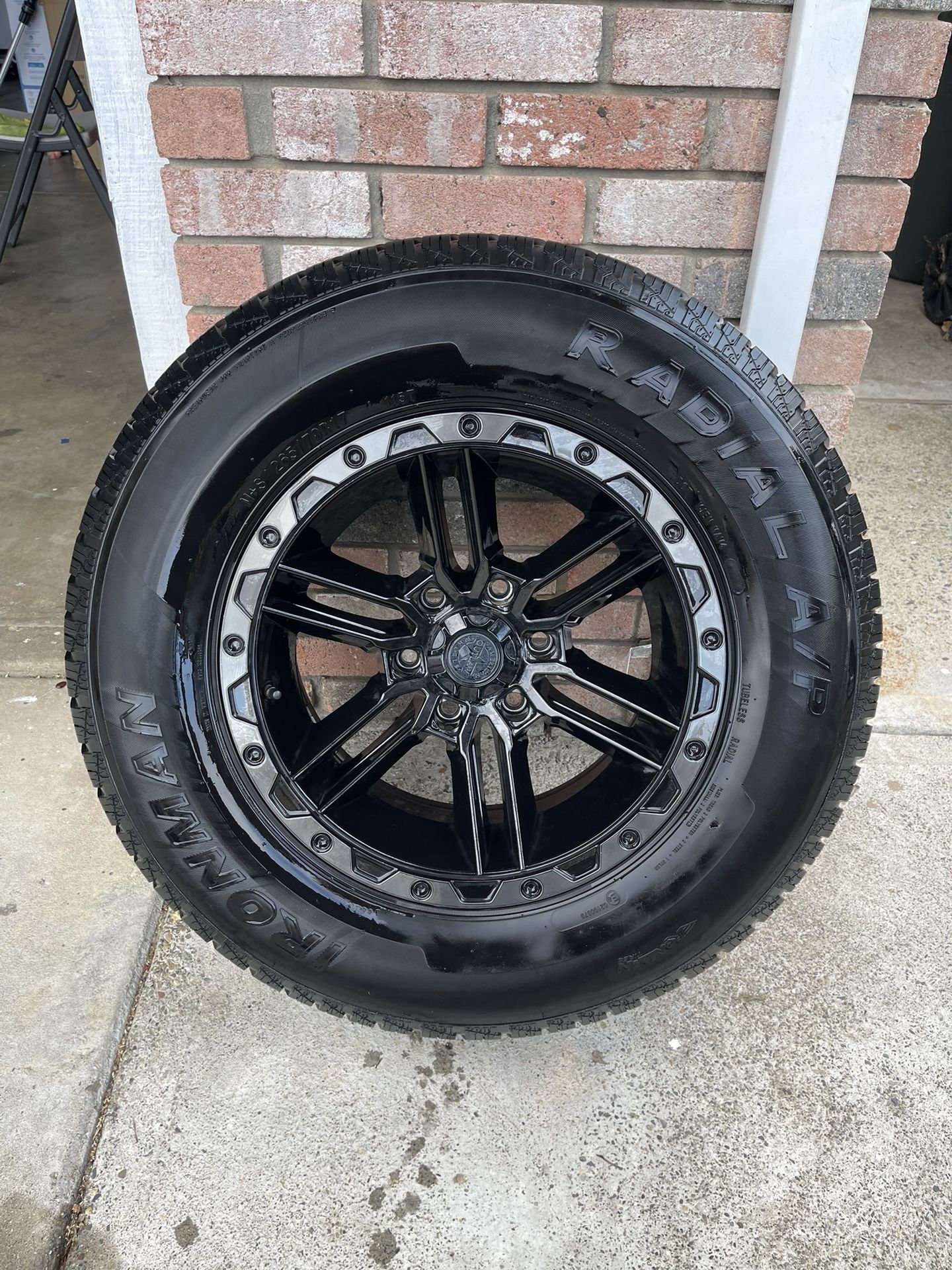 17” American Outlaw Wheels