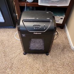 Paper Shredder - Fellowes 12C Crosscut Shredder