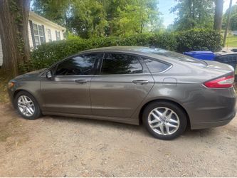 2013 Ford Fusion grey with black clean interior