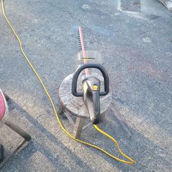 Trimmer 23" like new