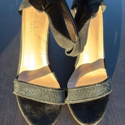 Nicole Miller Black Heels