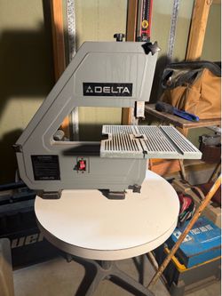 Delta Benchtop Bandsaw
