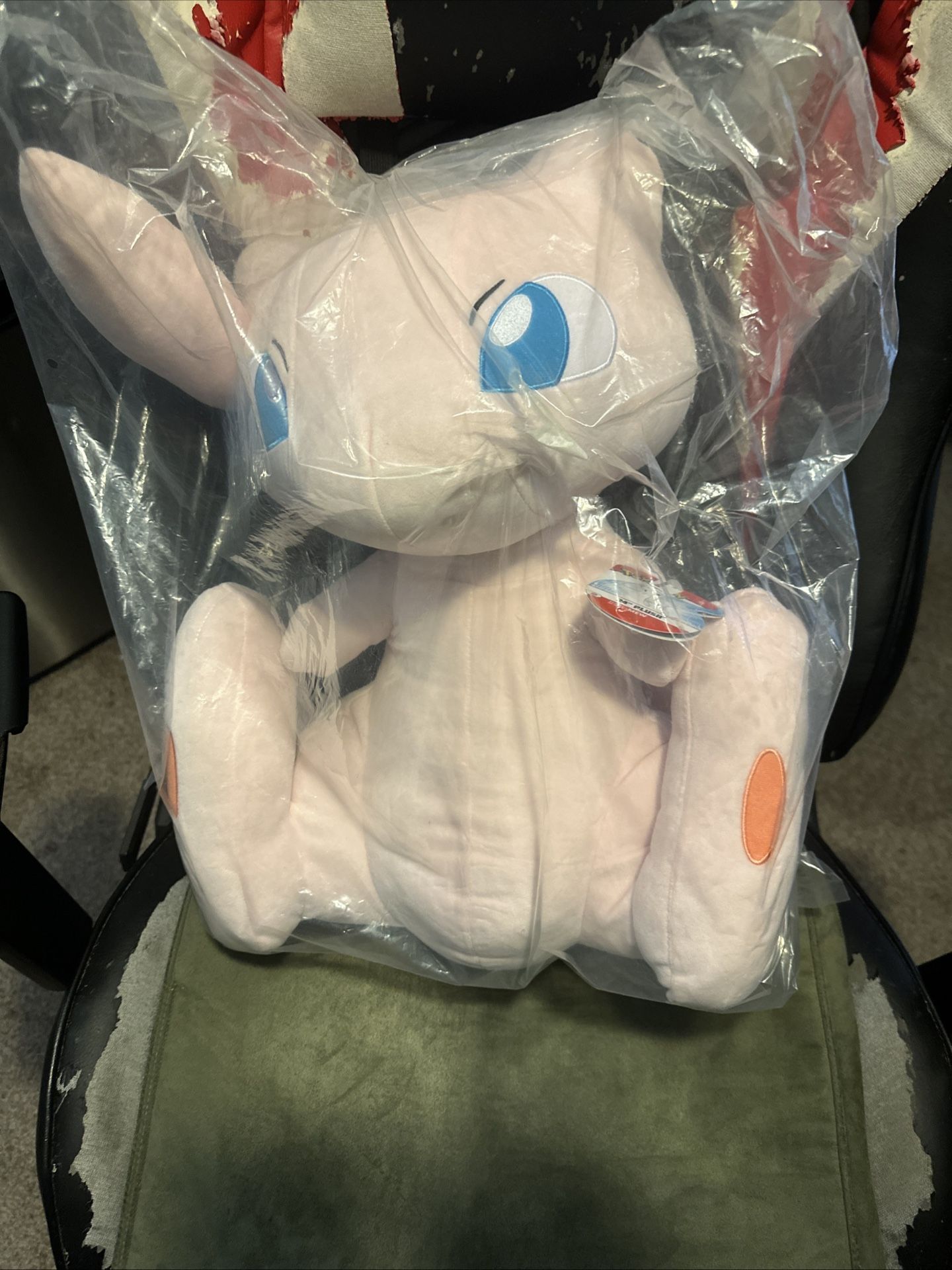 Excl 24 Inch Mew Plushie Gstop