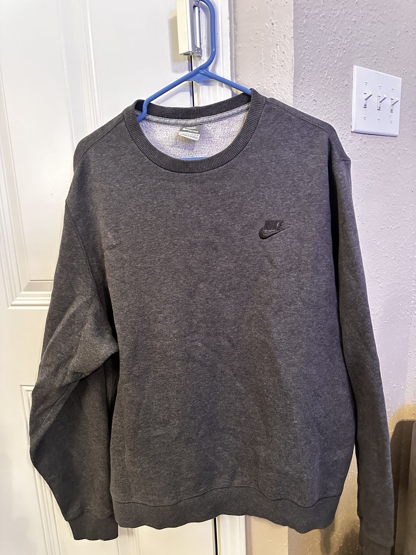 Nike Sweatshirt Like New Size L Unisex