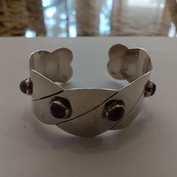 Silver Bracelet /purple Stones