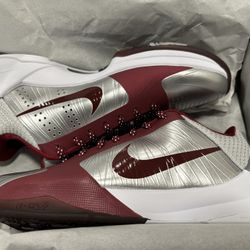 Kobe 5 Lower Merion Aces Size 8.5