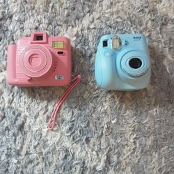Instant Cameras  Deal ! 