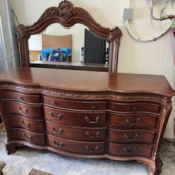 Vintage Brown Artist Dresser + 2 Matching Ceramic Top Bedside Tables - Good Cond!