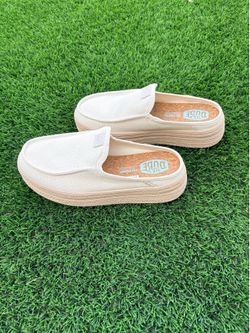 New - Women’s HEYDUDE Slip On Shoes (8)