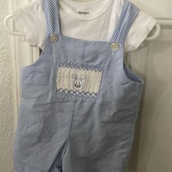 Gerber’s two piece blue and white outfit with rabbit on the front size 0 to 3 months