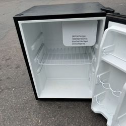 Stainless Mini Fridge Refrigerator With Small Freezer I Offer Delivery