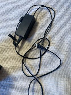 Monitor AC/DC adapter - excellent condition