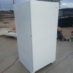 General Electric Upright Freezer