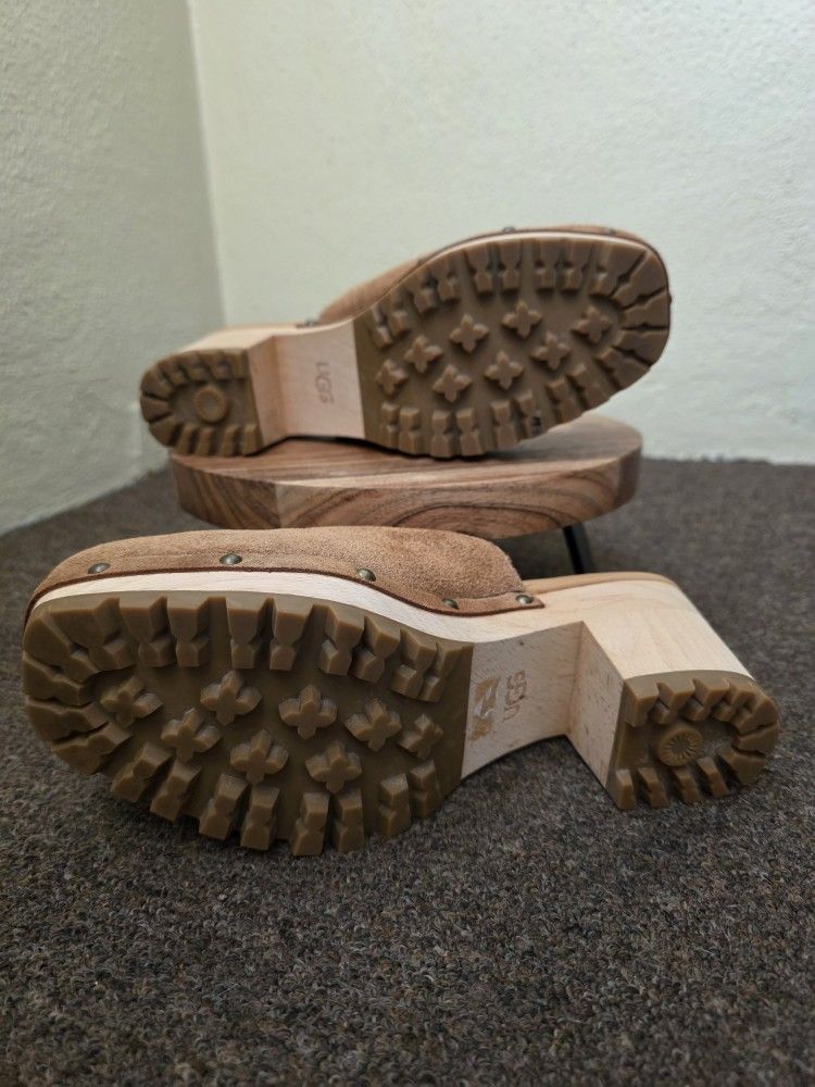 Women's UGG Tan Suede Clogs Men's shoes
