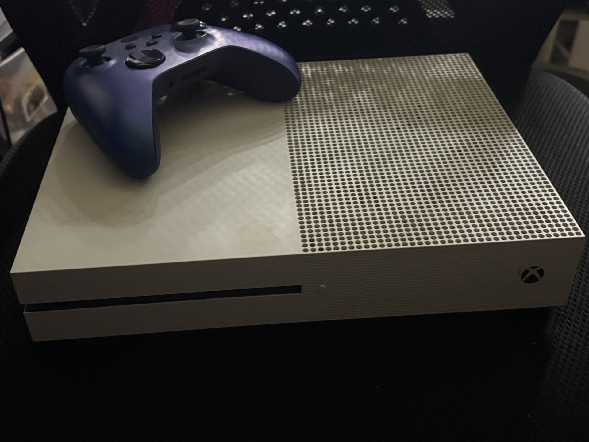 Xbox One S