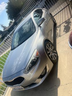 2014 KIA Cadenza