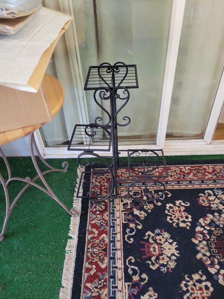 Plant Stand