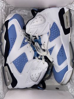 Jordan 6 UNC