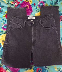 Abercrombie & Fitch The Slim Straight Ultra Highrise Jeans
