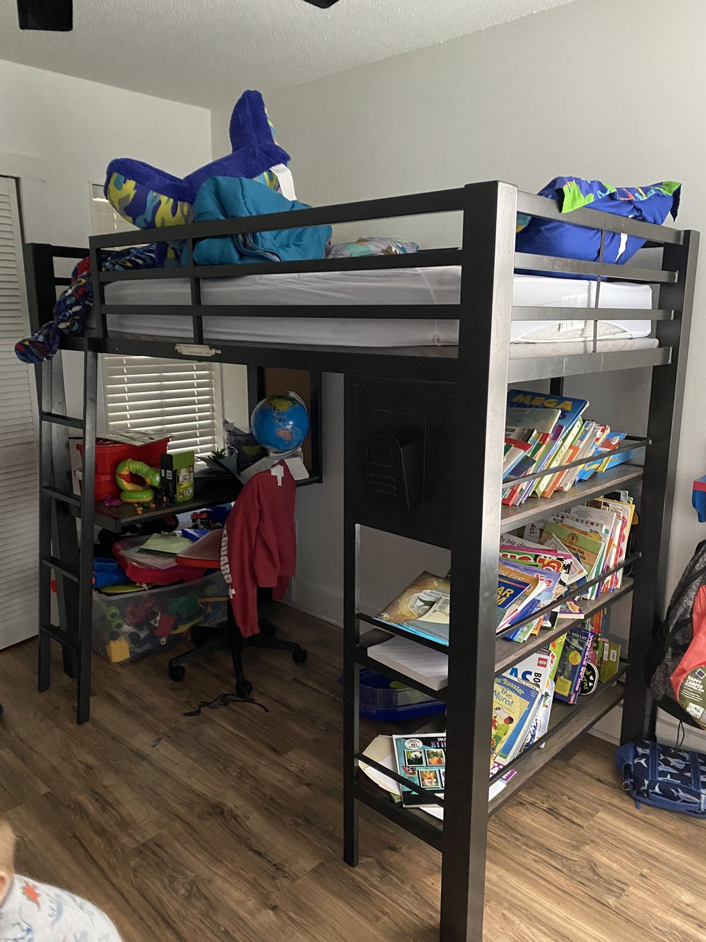 Rooms To Go Twin Bunk Beds