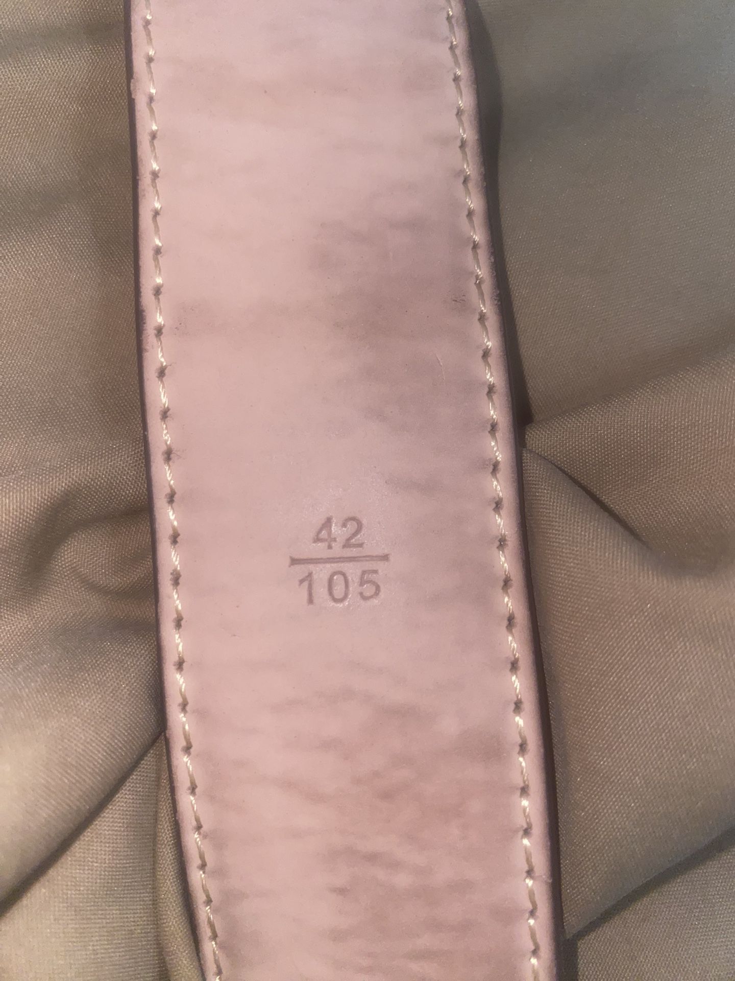 Black Louis Vuitton Belt for Sale in Queen Creek, AZ - OfferUp