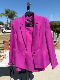 Black Label by Evan-Picone Magenta Blazer Set