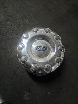 FREE FORD KING RANCH HUBCAP