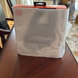 Brand New JBL LIVE 770NC