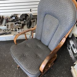 Rocking Chair 