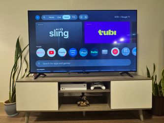 Minimalist Entertainment Center (TV cabinet)