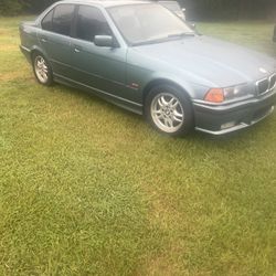 1998 BMW 318i