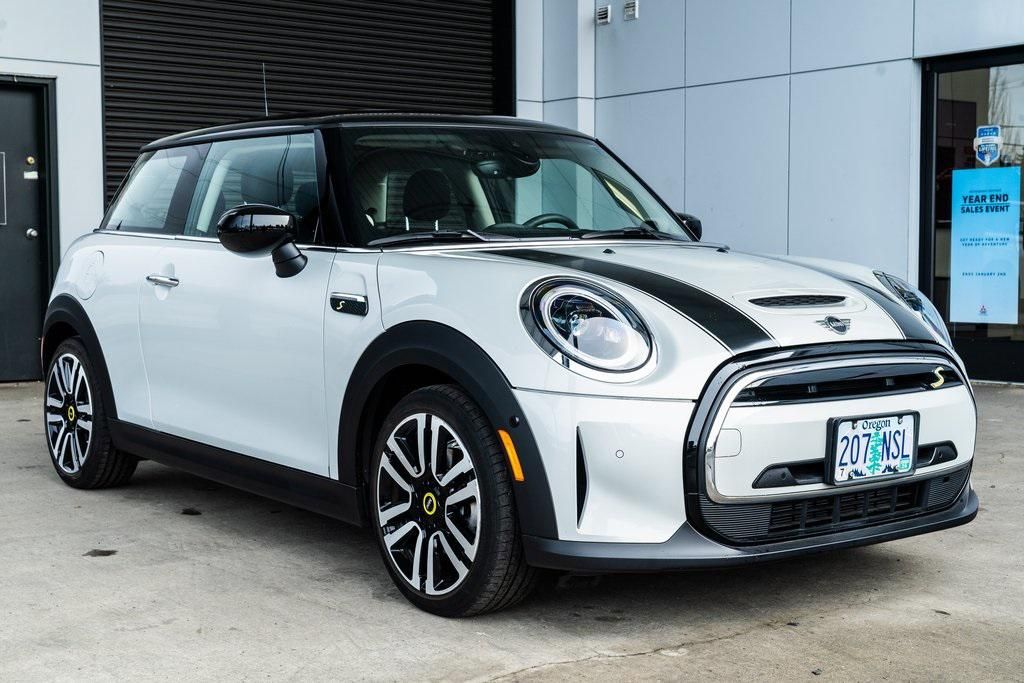 2023 Mini SE Hardtop
