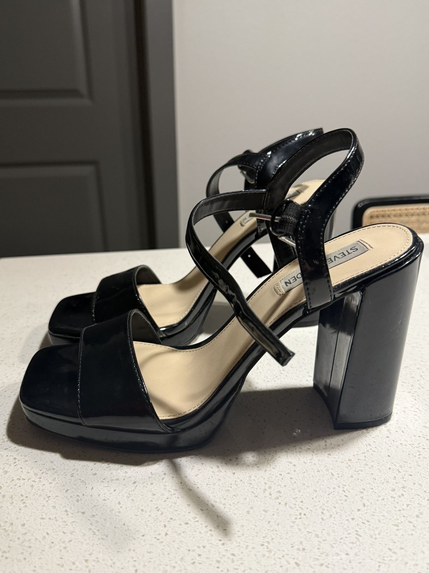 Steve Madden Platform Black Heels - Size 10