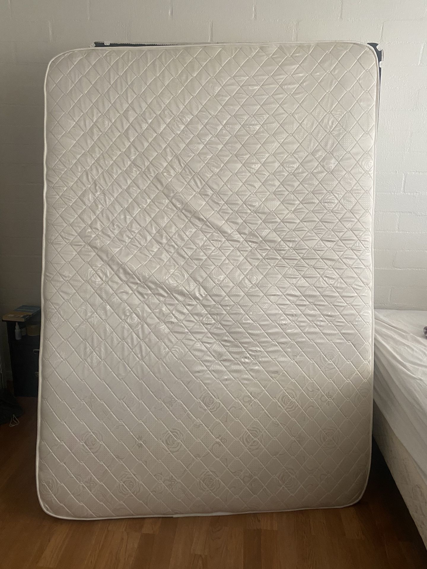 Full Sized Mattress And Box Spring