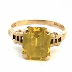 Woman’s Ladies 10k Yellow Gold Emerald Cut Yellow Stone Solitaire Band Ring Size 6 GP3113252