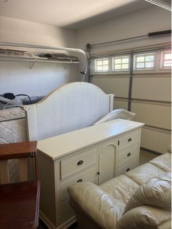 Queen bedroom Set