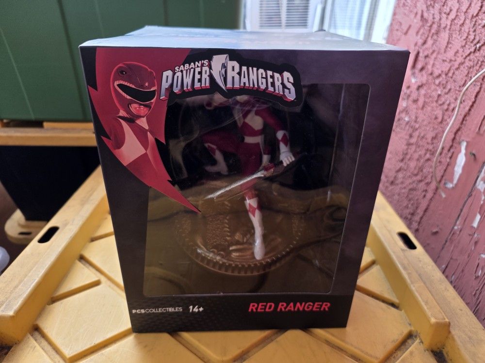 Power Rangers PCS Red Statue 60$