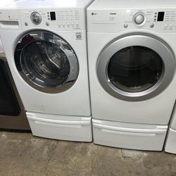 LG Set Washer And Dryer 