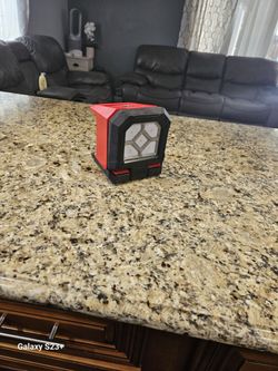 Milwaukee 18v led light