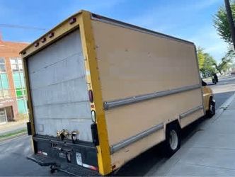 2003 Box Truck GMC 16 Feets