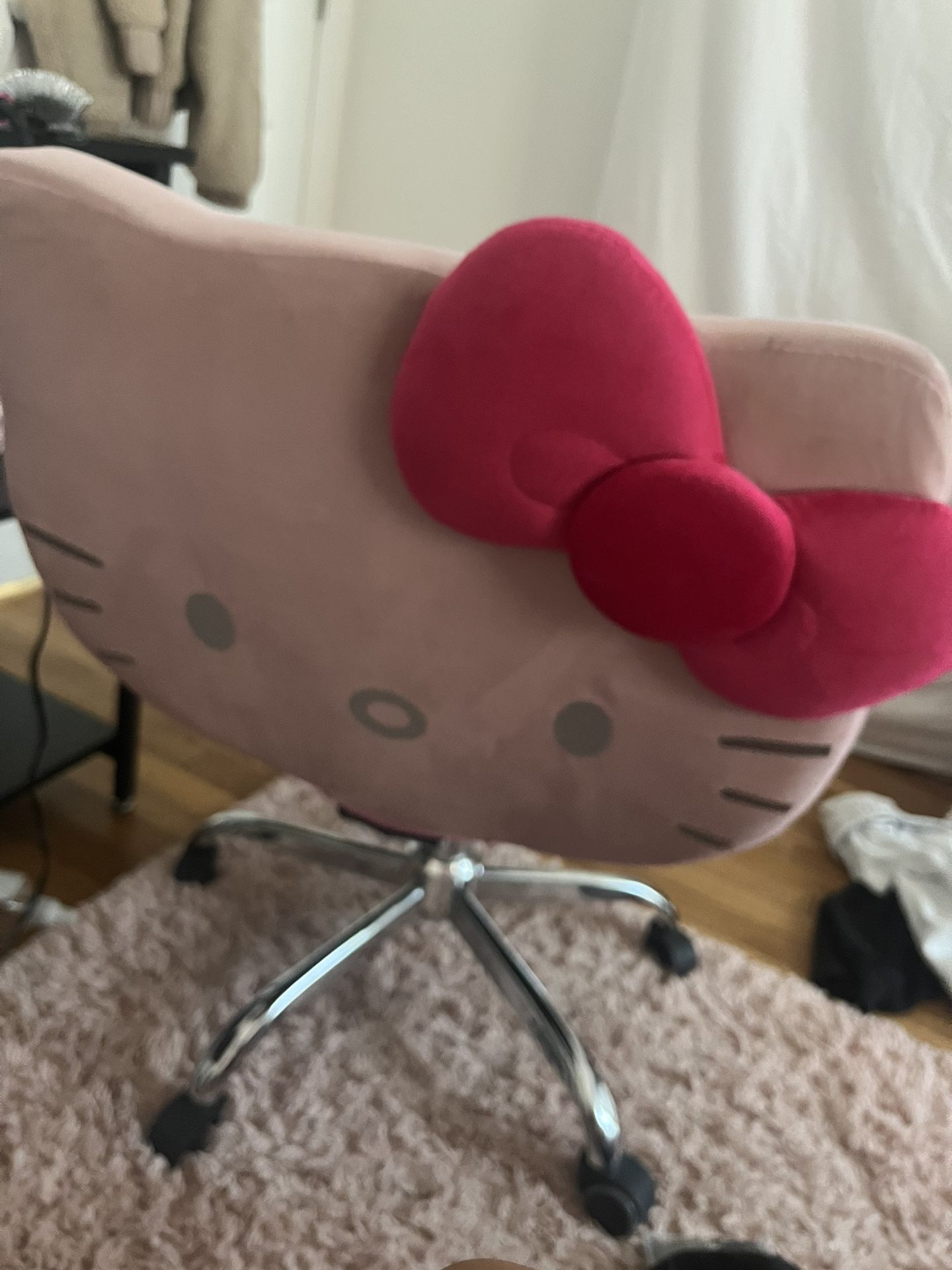 Hello Kitty Chair