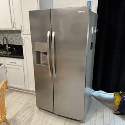 Countertop-depth Stainless Refrigerator