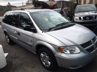 2005 Dodge Grand Caravan