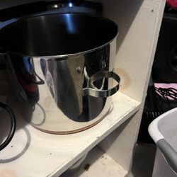 Free Plates and Pots 