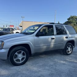 2007 Chevrolet Trailblazer LS Sport Utility 4x4 118k miles Clean title  Very clean  Runs great  253-444-7219 Parks-motors. Com 