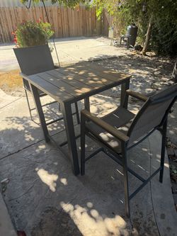 Outdoor Dining Table With 2 Chairs
