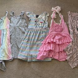 Size 4/4T Girls Dresses (8)